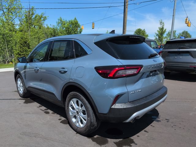 Certified 2024 Ford Escape Active AWD/4WD image 18