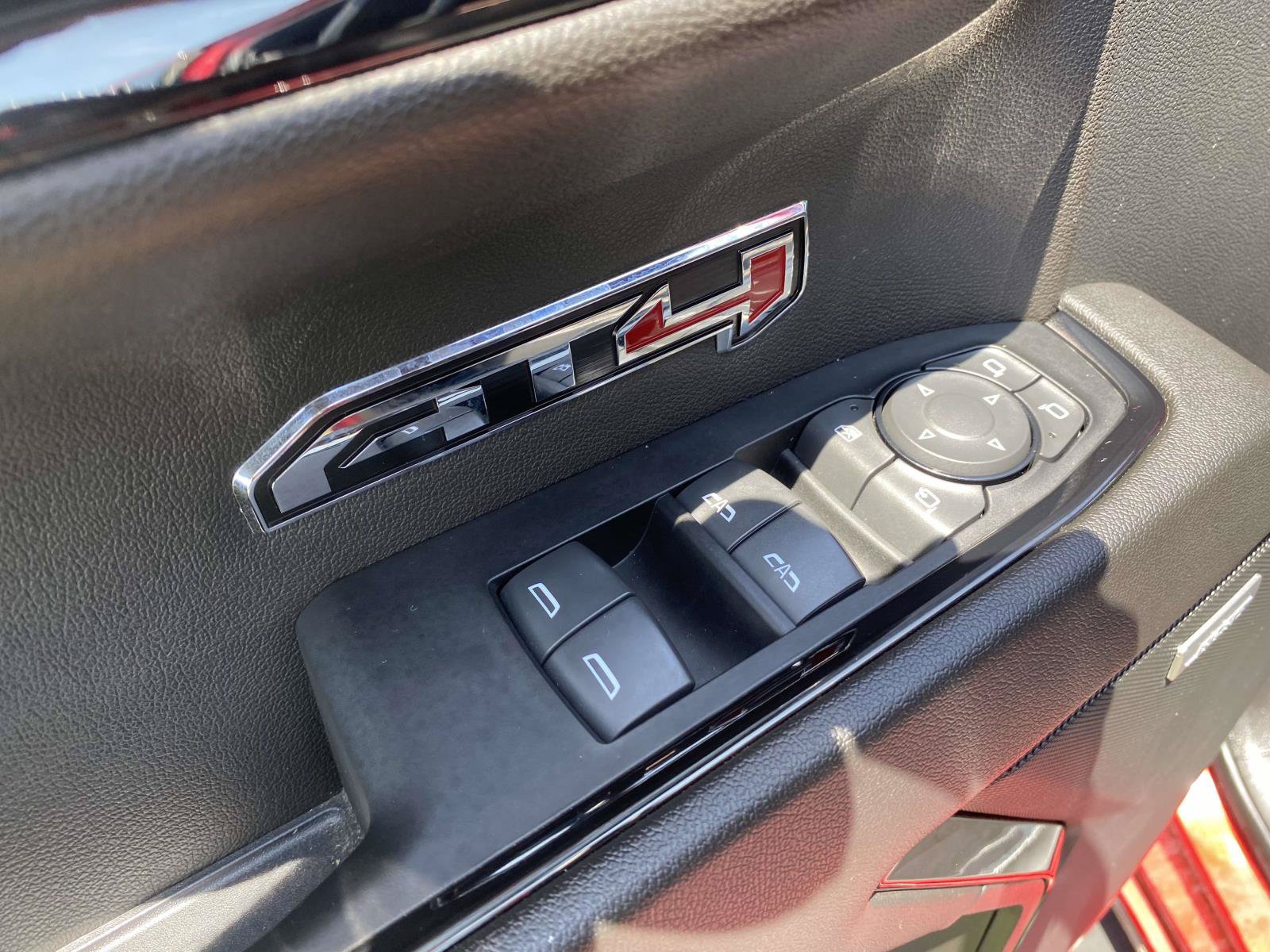 Used 2023 GMC Sierra 1500 AT4 w/ Technology Package AWD/4WD image 19