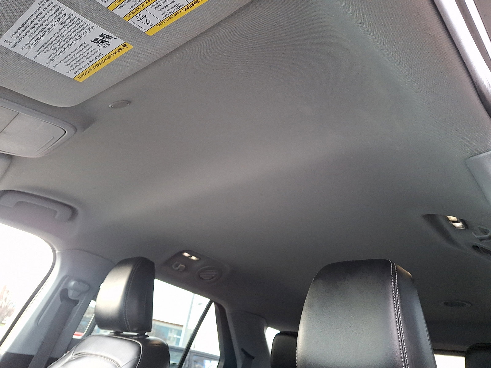 Certified 2022 Ford Explorer XLT w/ Equipment Group 202A image 21