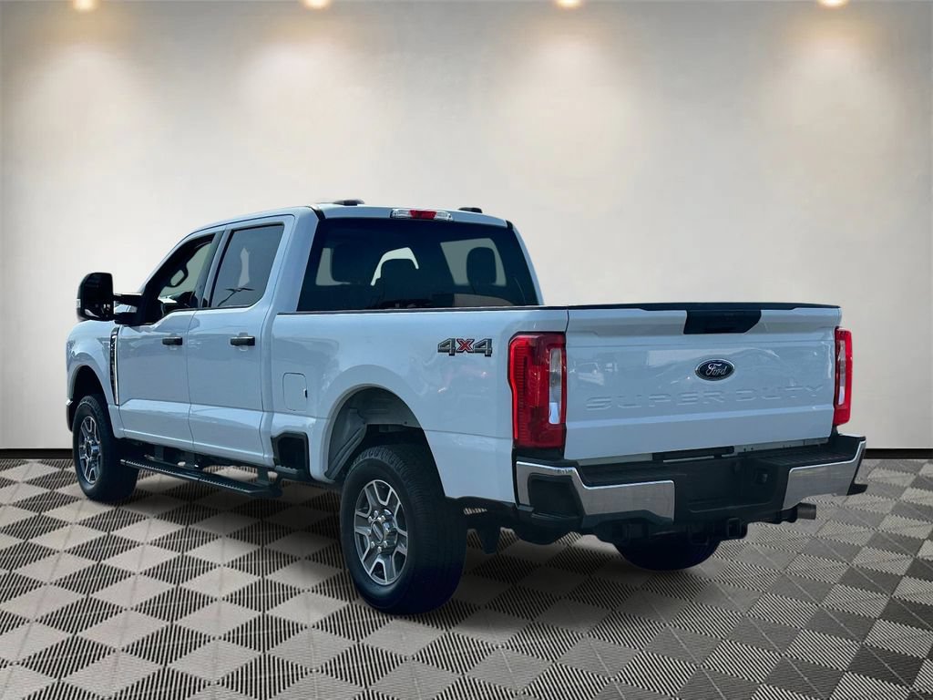 Certified 2025 Ford F250 XLT AWD/4WD image 5