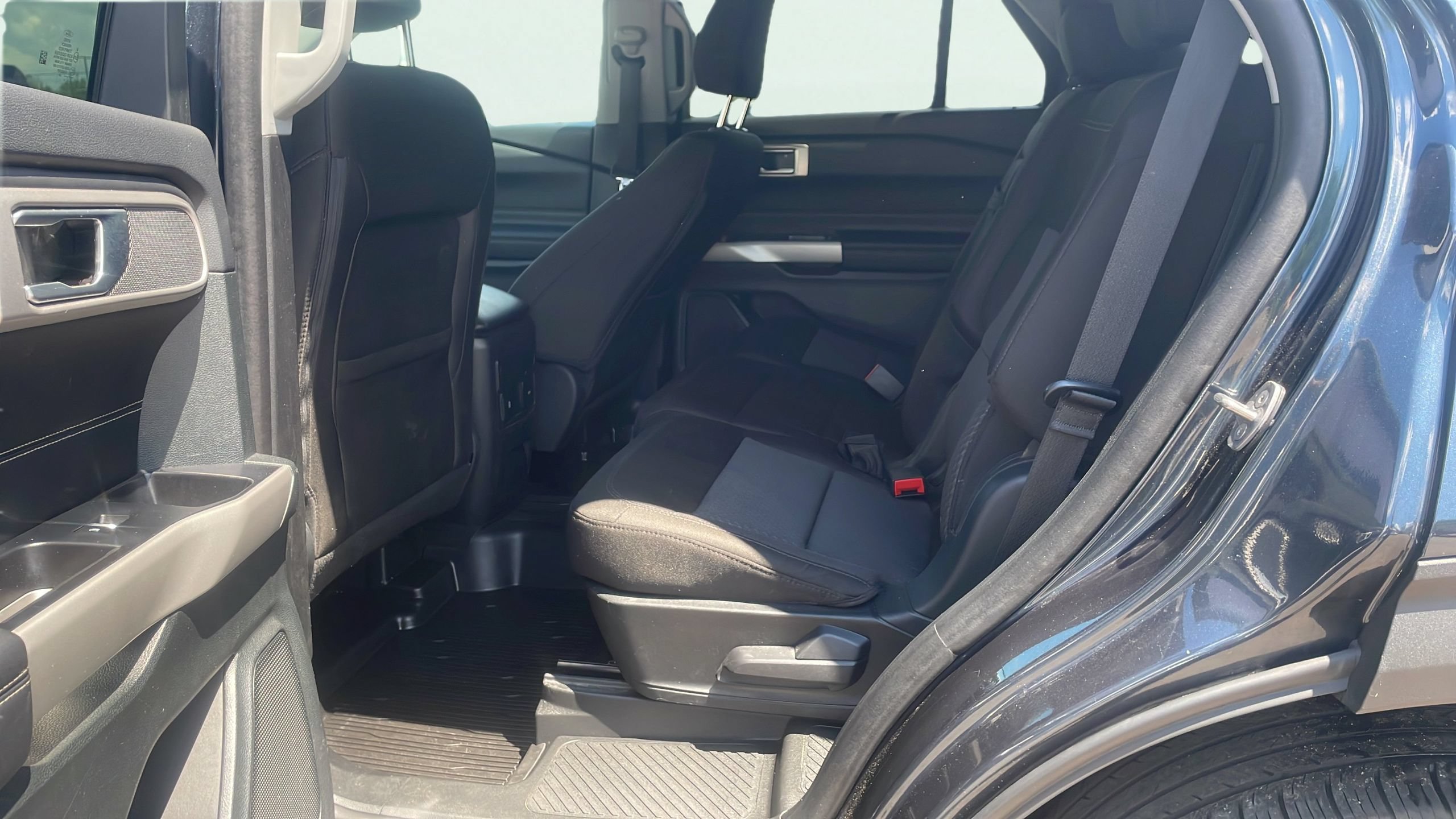 Certified 2024 Ford Explorer XLT AWD/4WD image 12