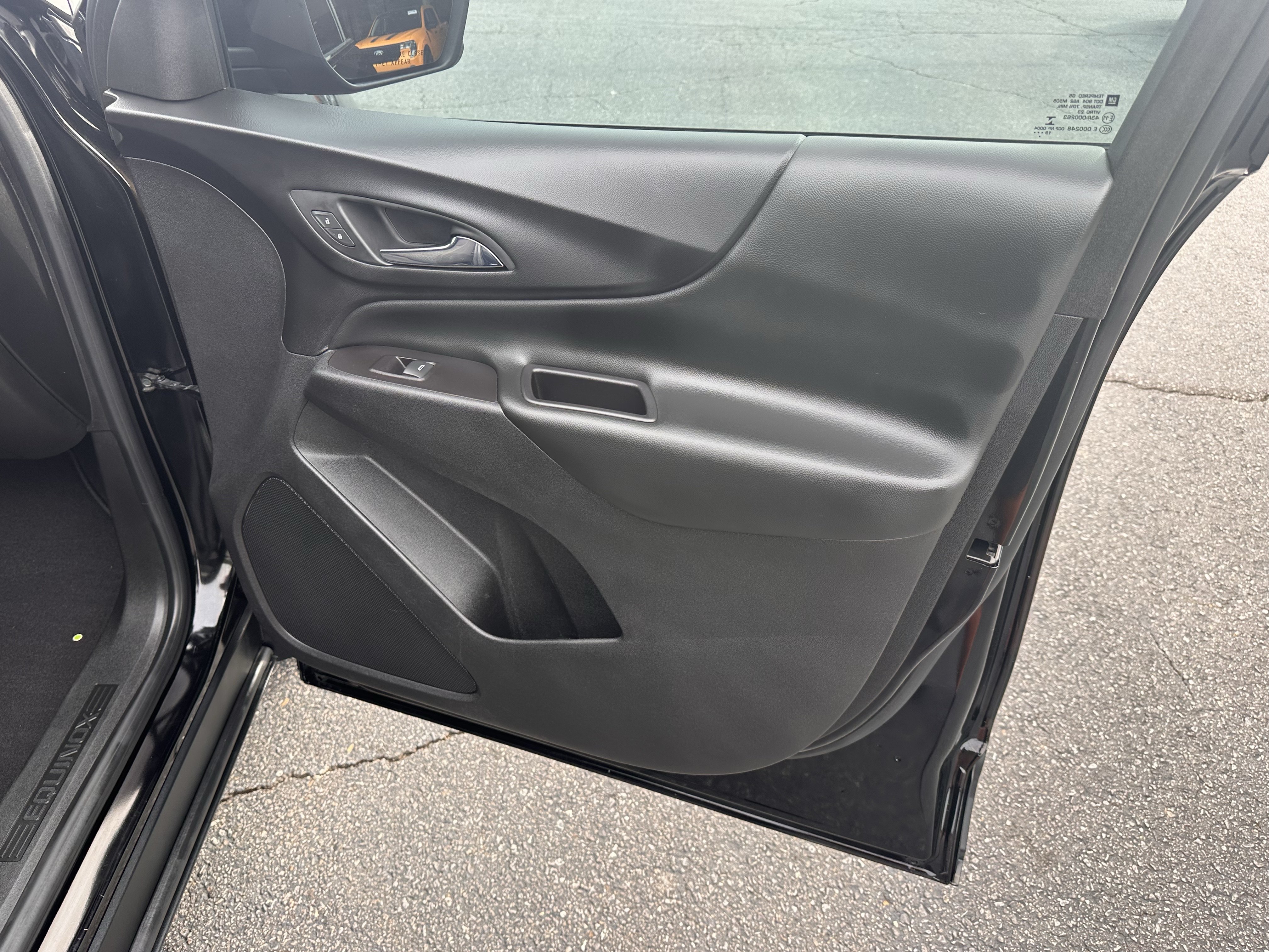 Used 2020 Chevrolet Equinox LT FWD image 13