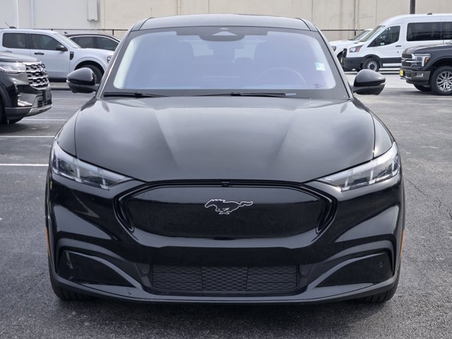 Certified 2025 Ford Mustang Mach-E Premium image 2