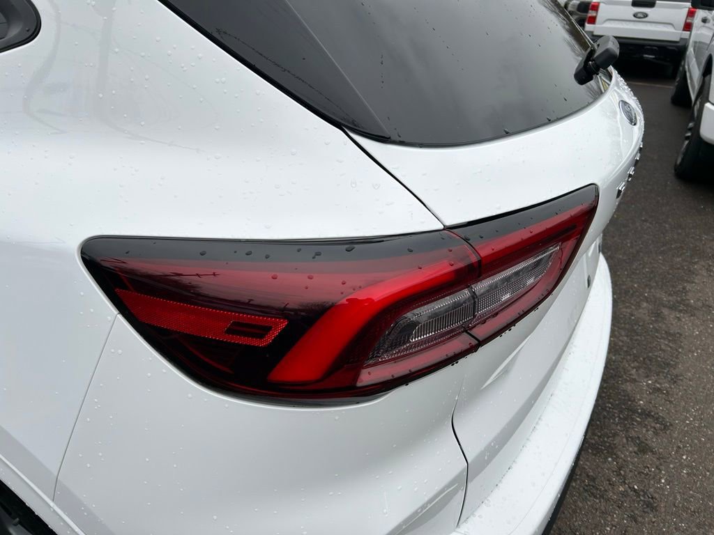 Certified 2023 Ford Escape ST-Line w/ Tech Pack #1 image 33