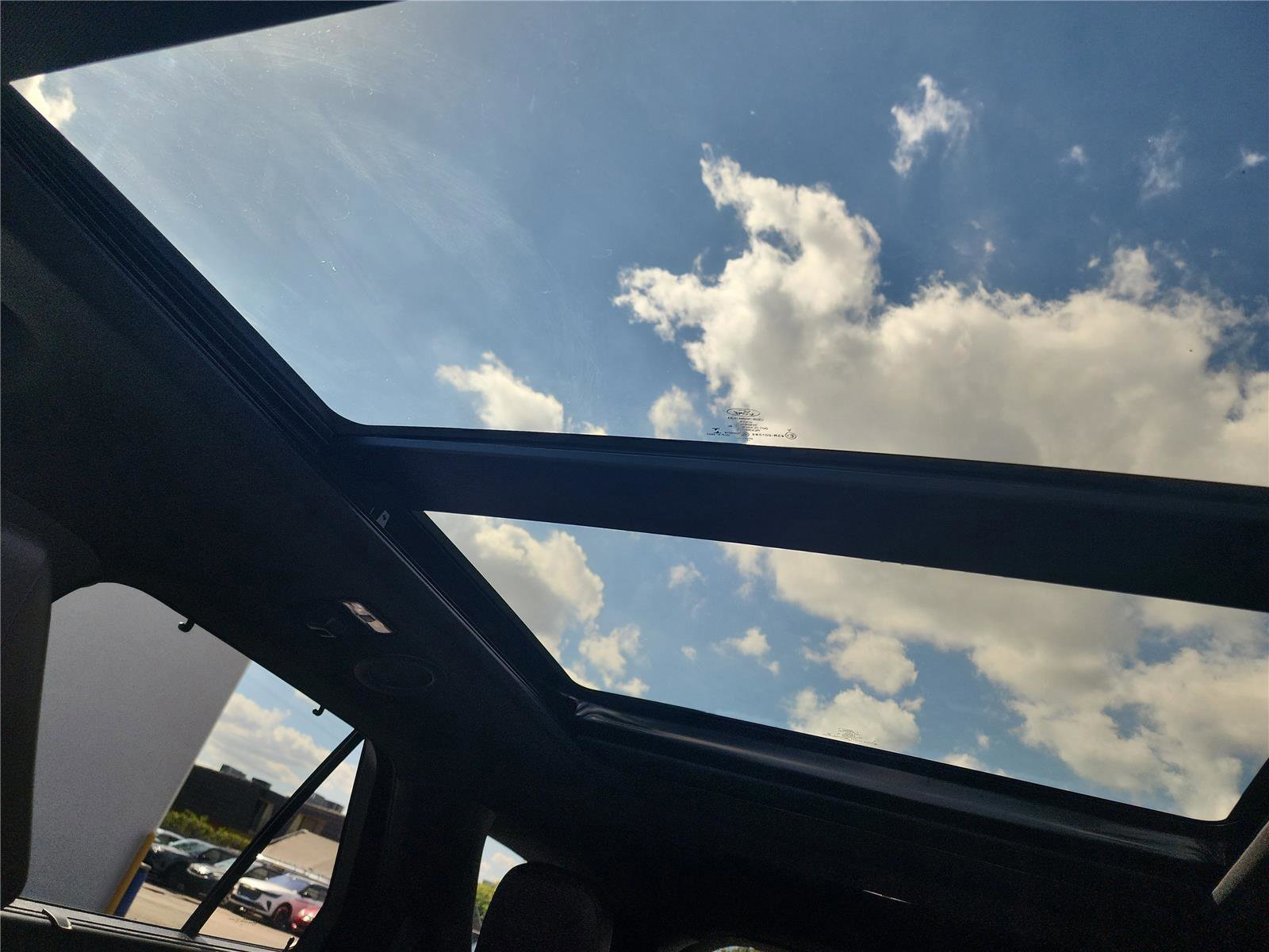 Certified 2023 Ford Explorer Platinum w/ Technology Package image 19