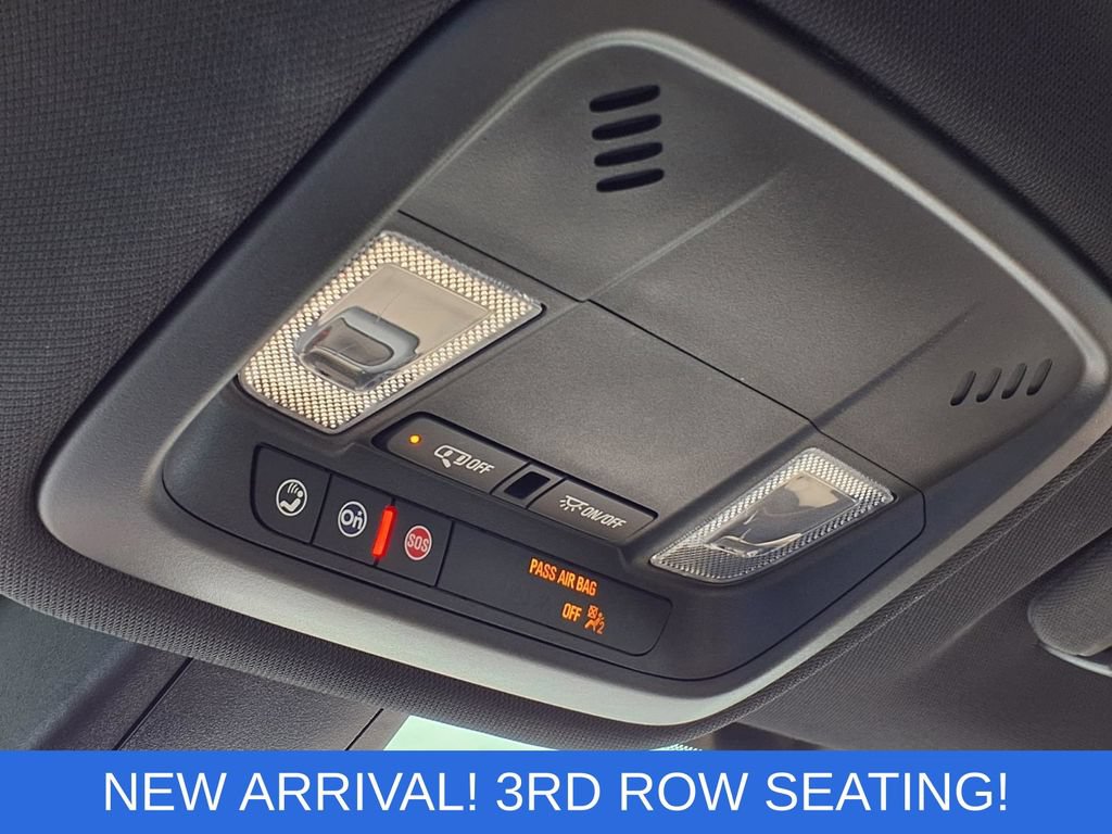 Used 2022 Chevrolet Traverse LS AWD/4WD image 14