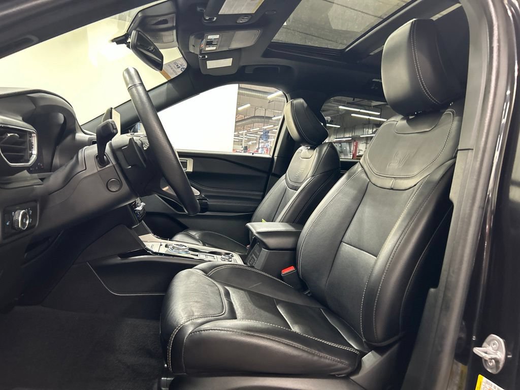 Certified 2023 Ford Explorer ST w/ Technology Package AWD/4WD image 11