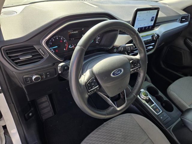 Certified 2022 Ford Escape SE w/ SE Sport Appearance Package FWD image 19