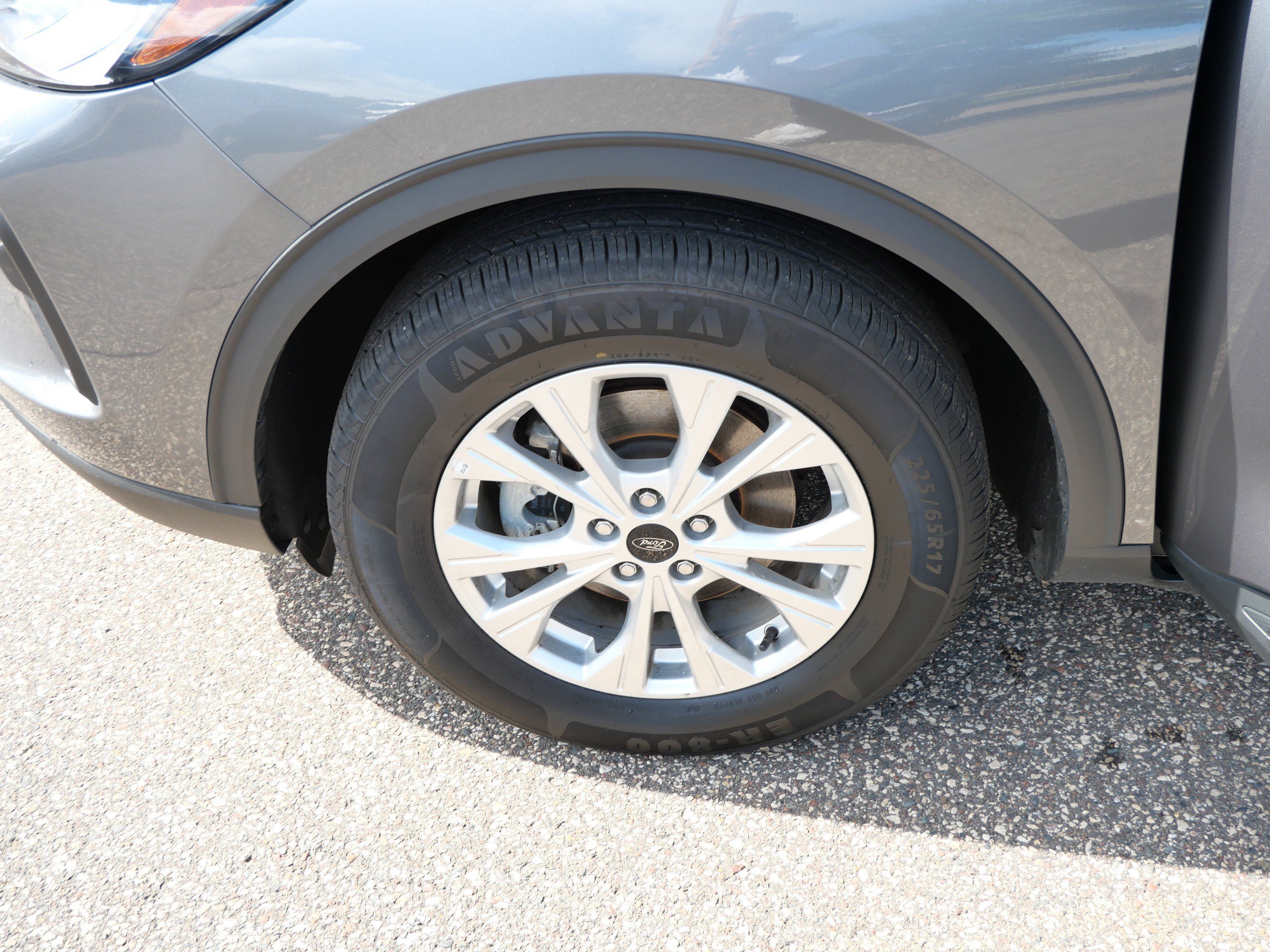 Certified 2024 Ford Escape Active AWD/4WD image 15