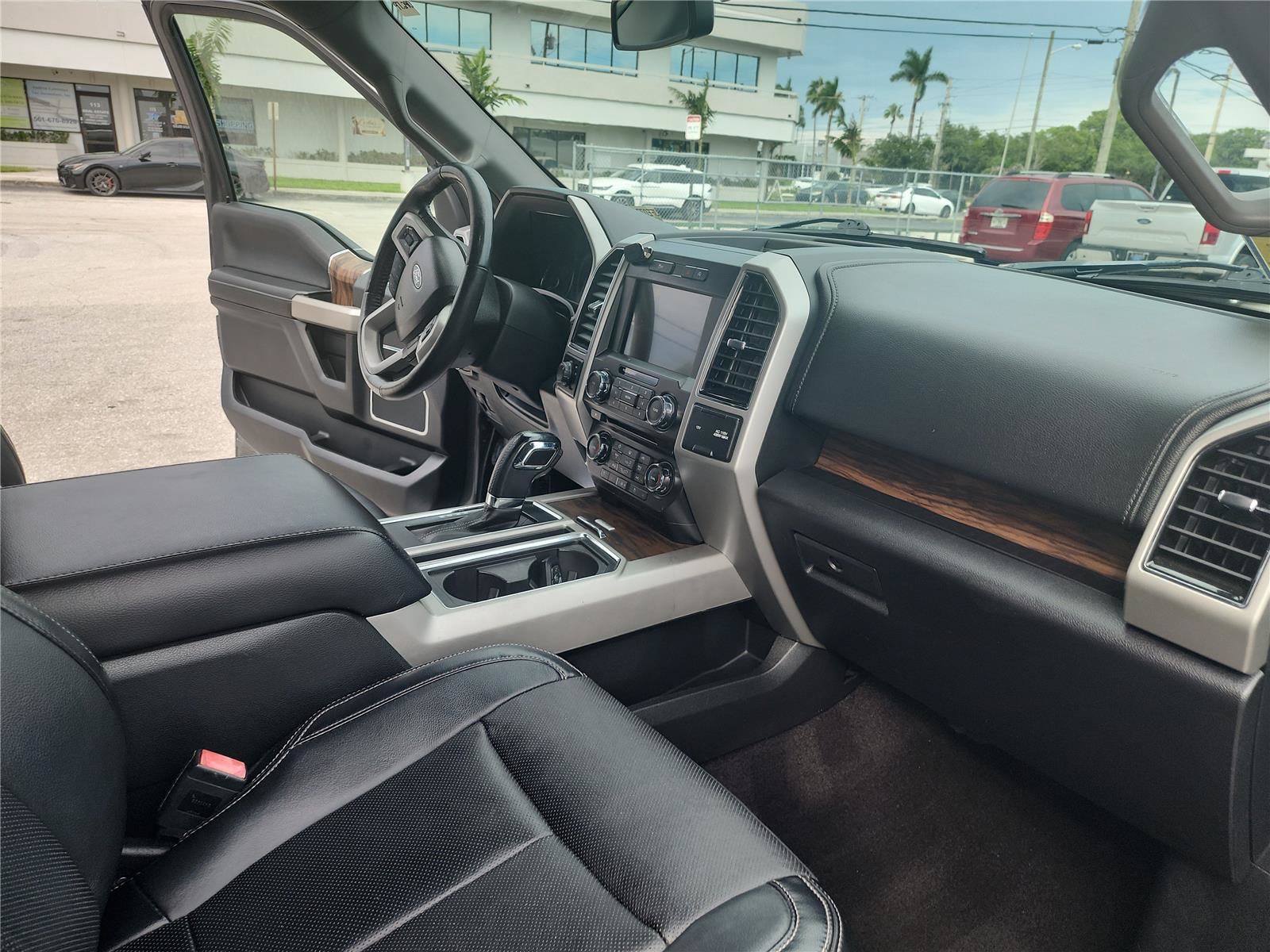 Certified 2018 Ford F150 Lariat RWD image 25