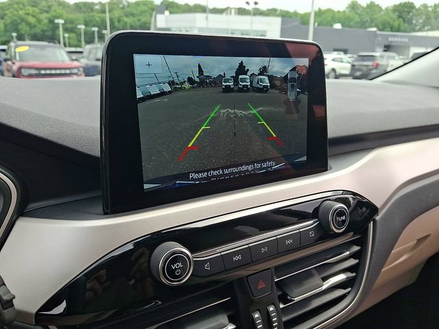 Certified 2022 Ford Escape SEL AWD/4WD image 17