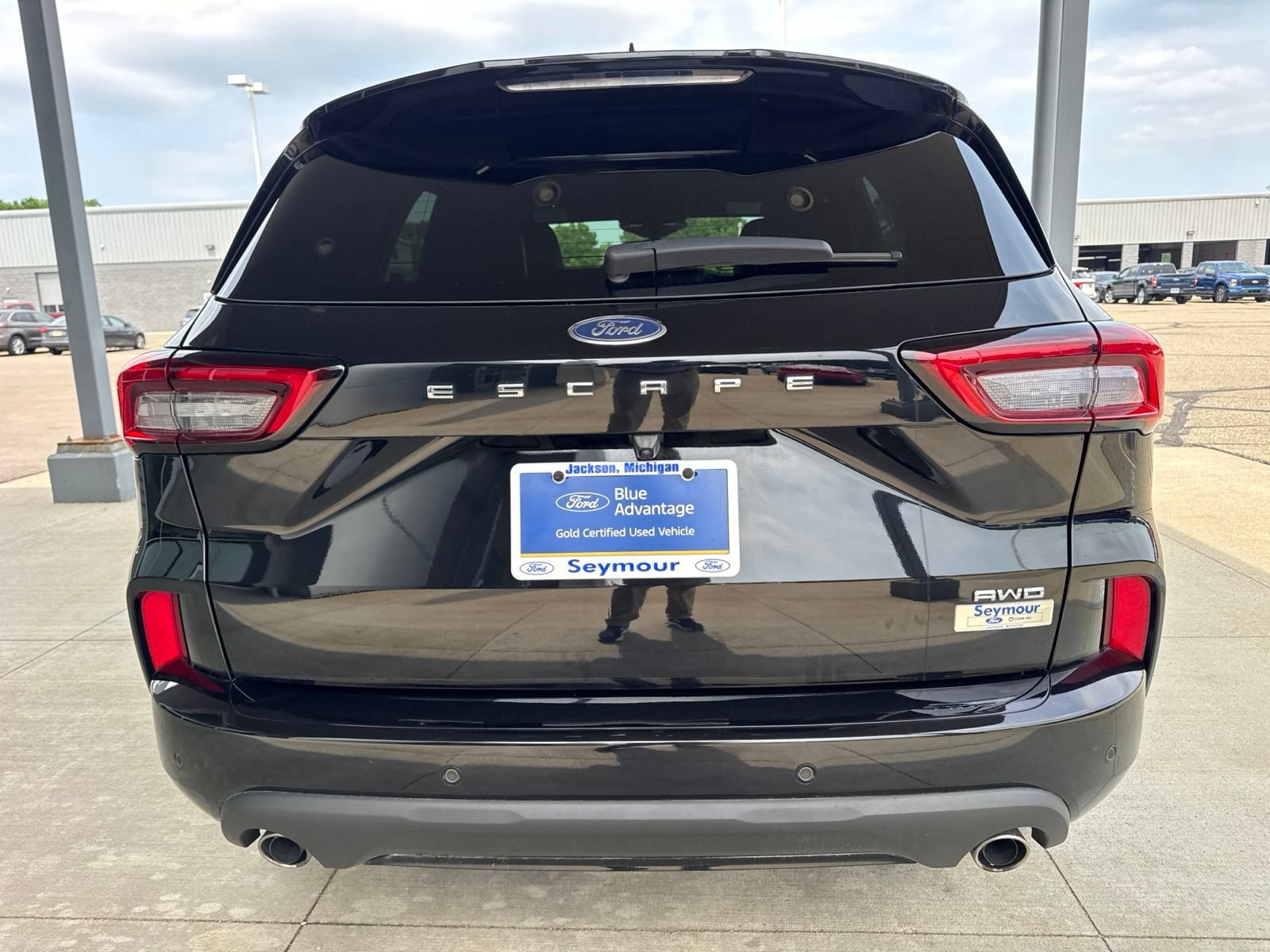 Certified 2024 Ford Escape ST-Line w/ Tech Pack #1 AWD/4WD image 6