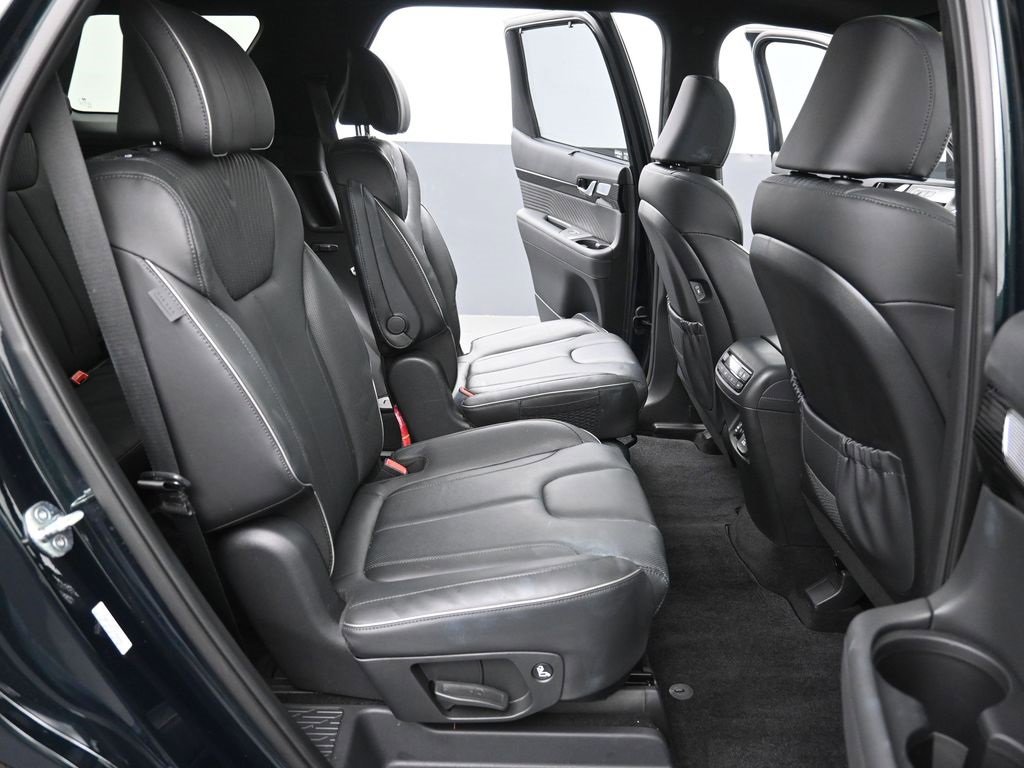 Used 2023 Hyundai Palisade Calligraphy image 12