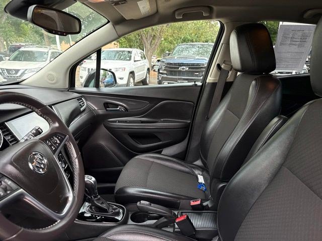 Used 2021 Buick Encore Preferred w/ Safety Package AWD/4WD image 15