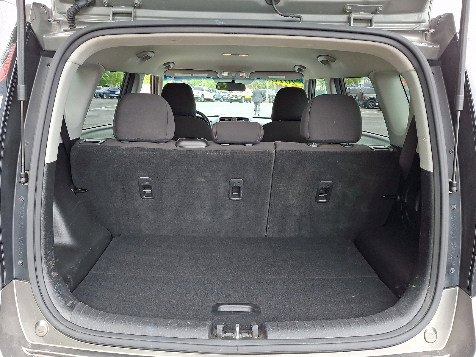 Used 2018 Kia Soul FWD image 29