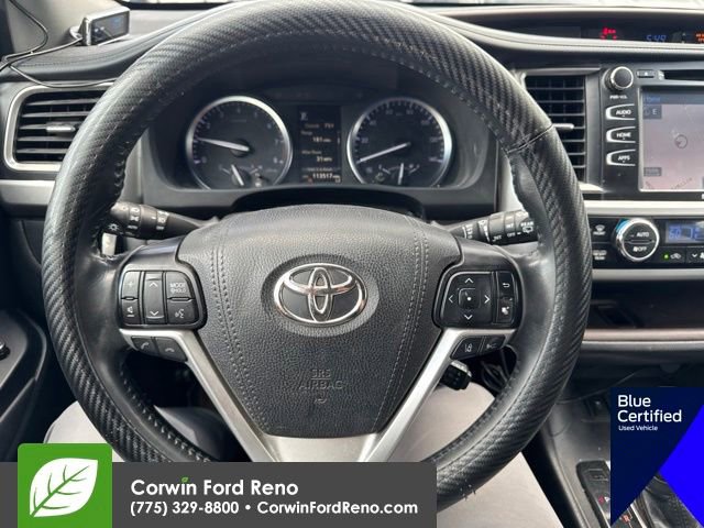 Used 2019 Toyota Highlander XLE AWD/4WD image 15