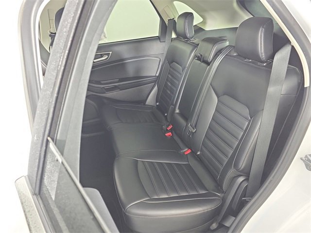 Certified 2024 Ford Edge SEL image 18