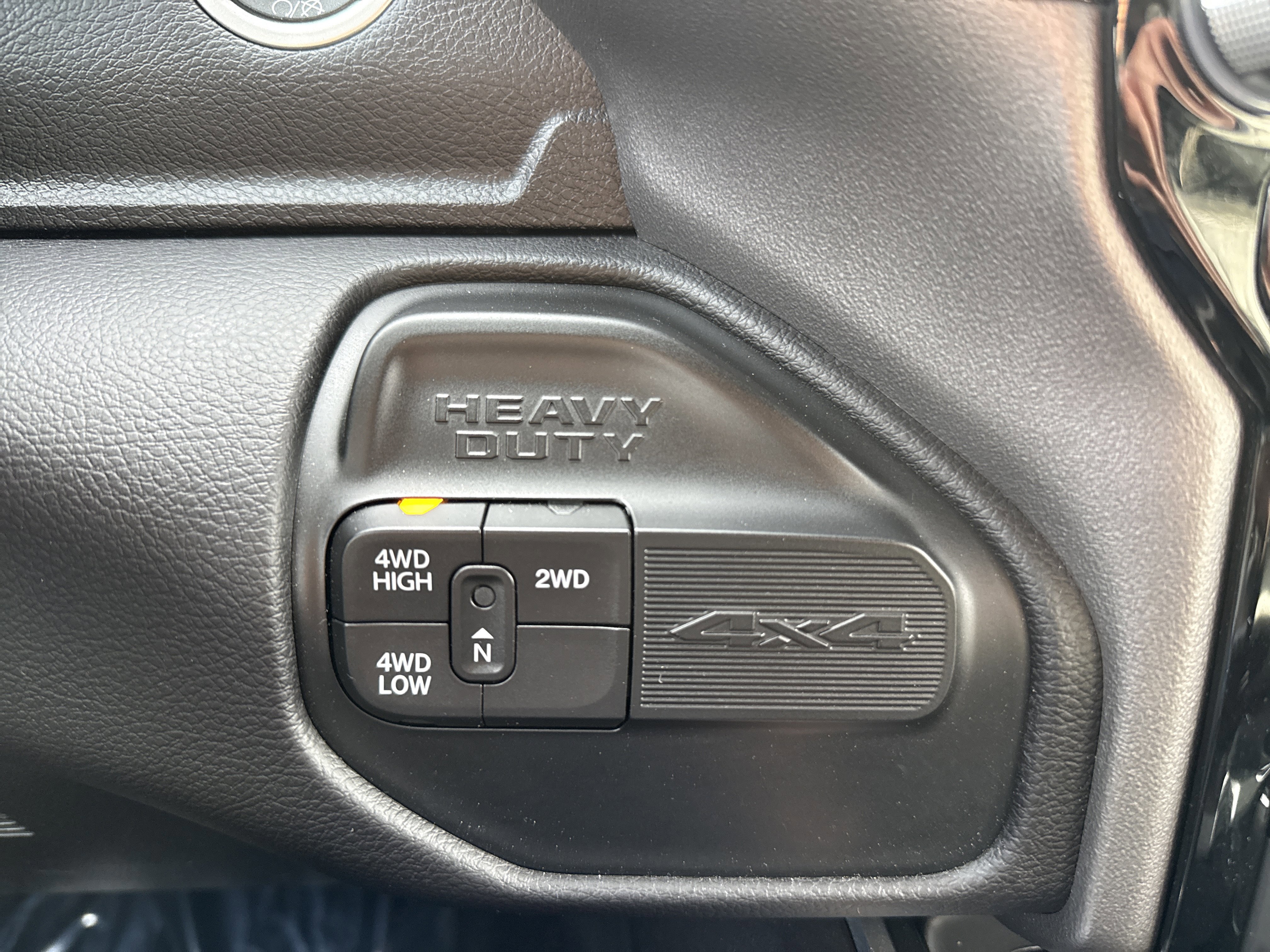 Used 2023 RAM 3500 Laramie image 28