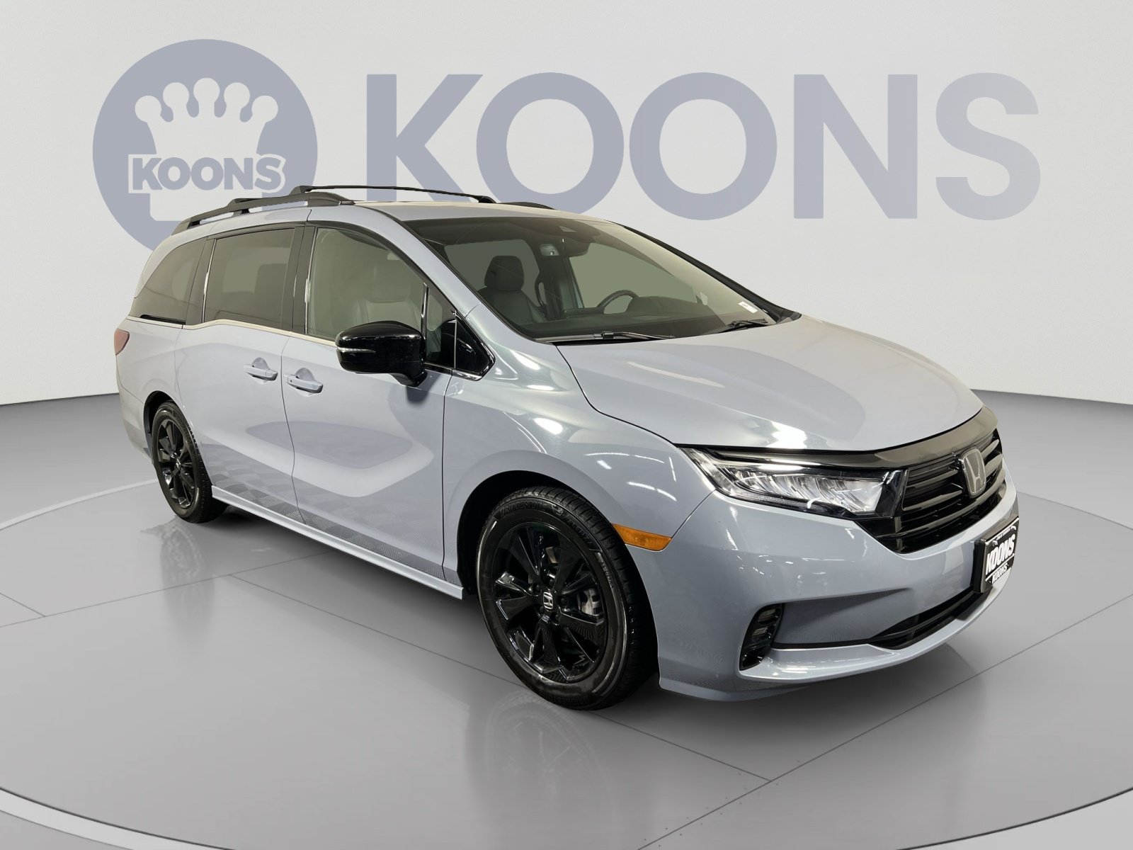 Used 2024 Honda Odyssey Sport image 2