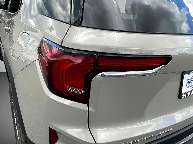 Used 2026 GMC Terrain Elevation w/ LPO, Floor Liner Package AWD/4WD image 23