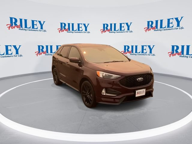 Certified 2024 Ford Edge ST-Line w/ Class II Trailer Tow Package AWD/4WD image 4