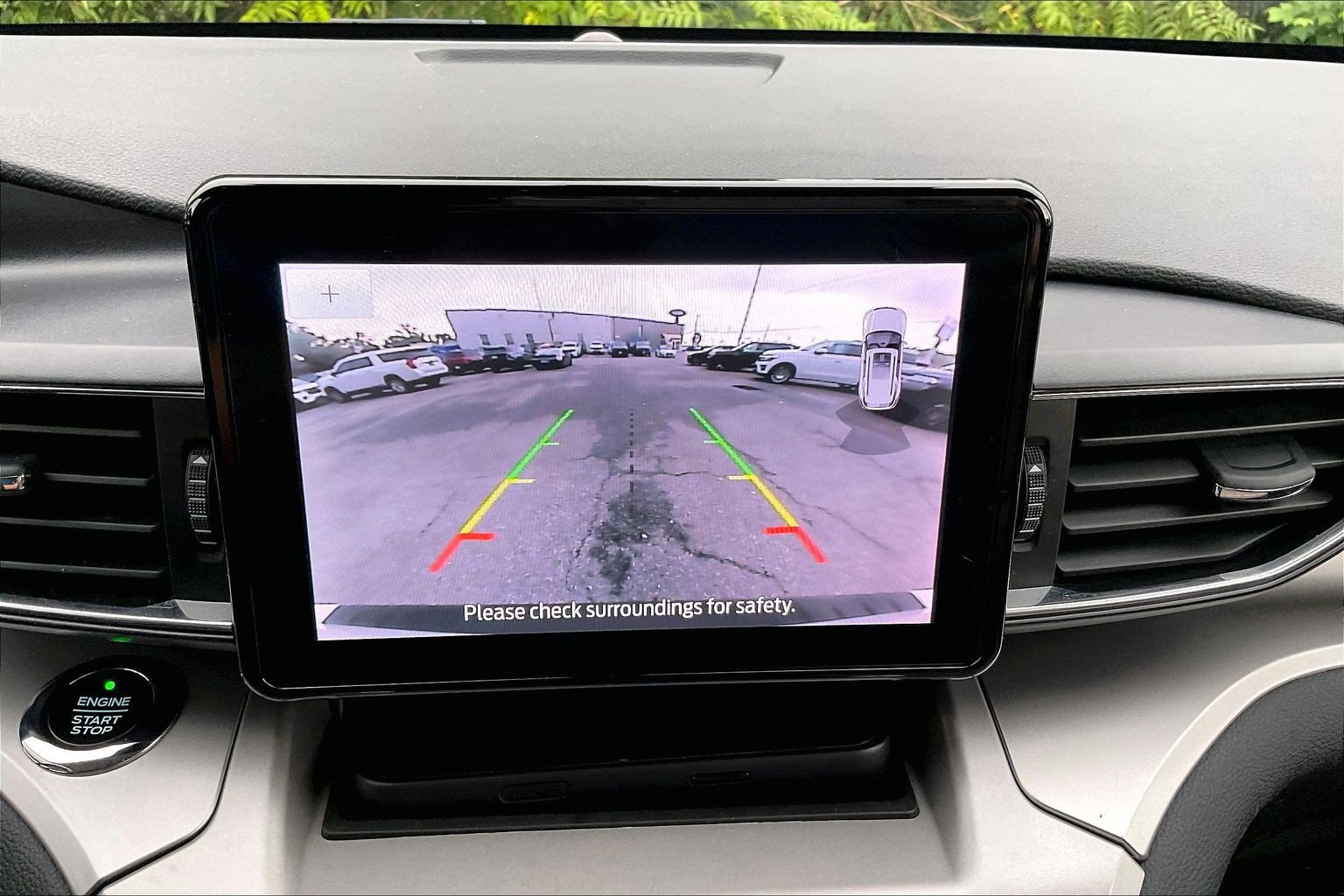 Certified 2020 Ford Explorer XLT w/ Equipment Group 202A RWD image 21