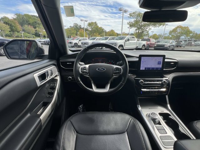 Certified 2021 Ford Explorer Limited w/ Equipment Group 301A RWD image 8