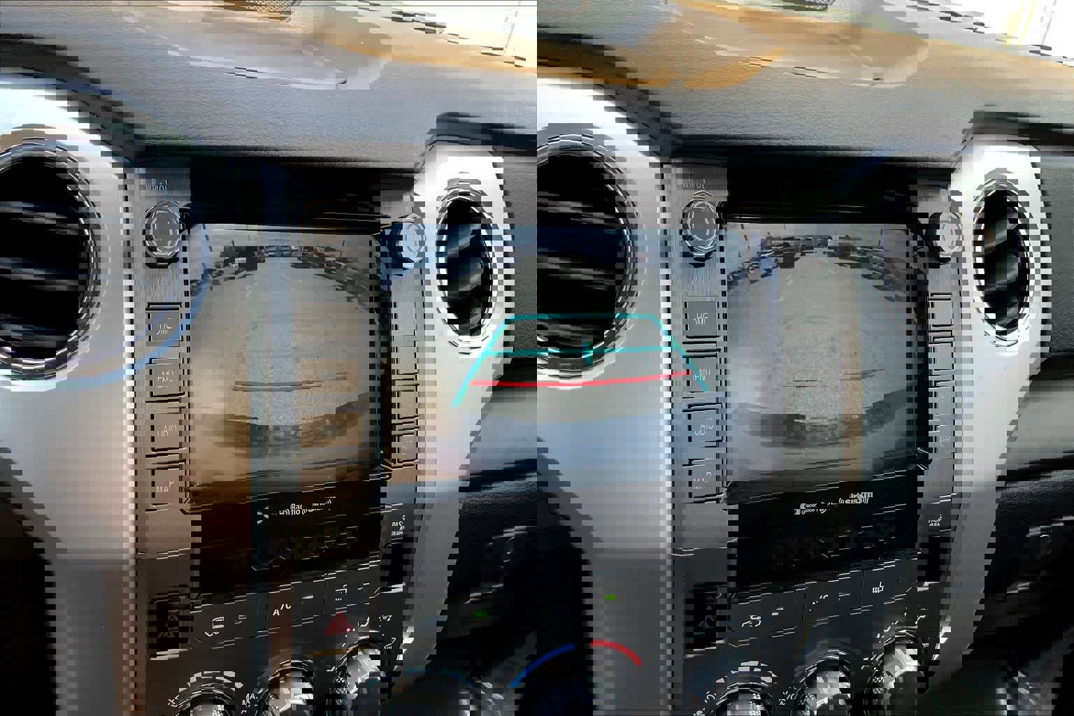 Used 2021 Toyota Tundra SR5 w/ Trail Edition image 27