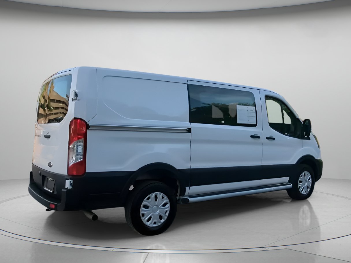 Certified 2025 Ford Transit 250 Low Roof w/ Exterior Upgrade Package RWD image 29