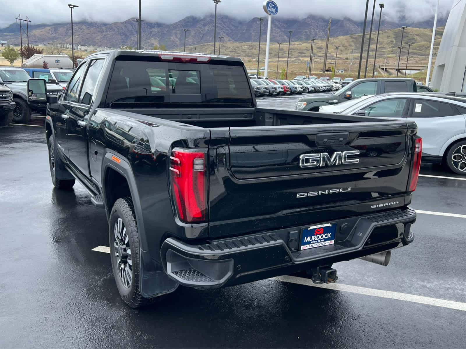 Used 2025 GMC Sierra 3500 Denali Ultimate AWD/4WD image 4