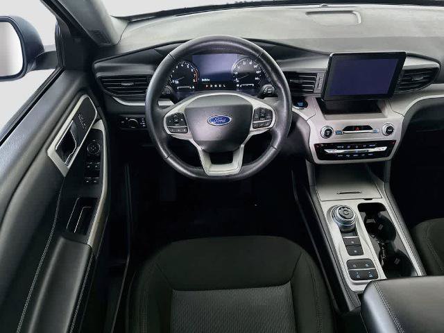 Certified 2024 Ford Explorer XLT RWD image 10