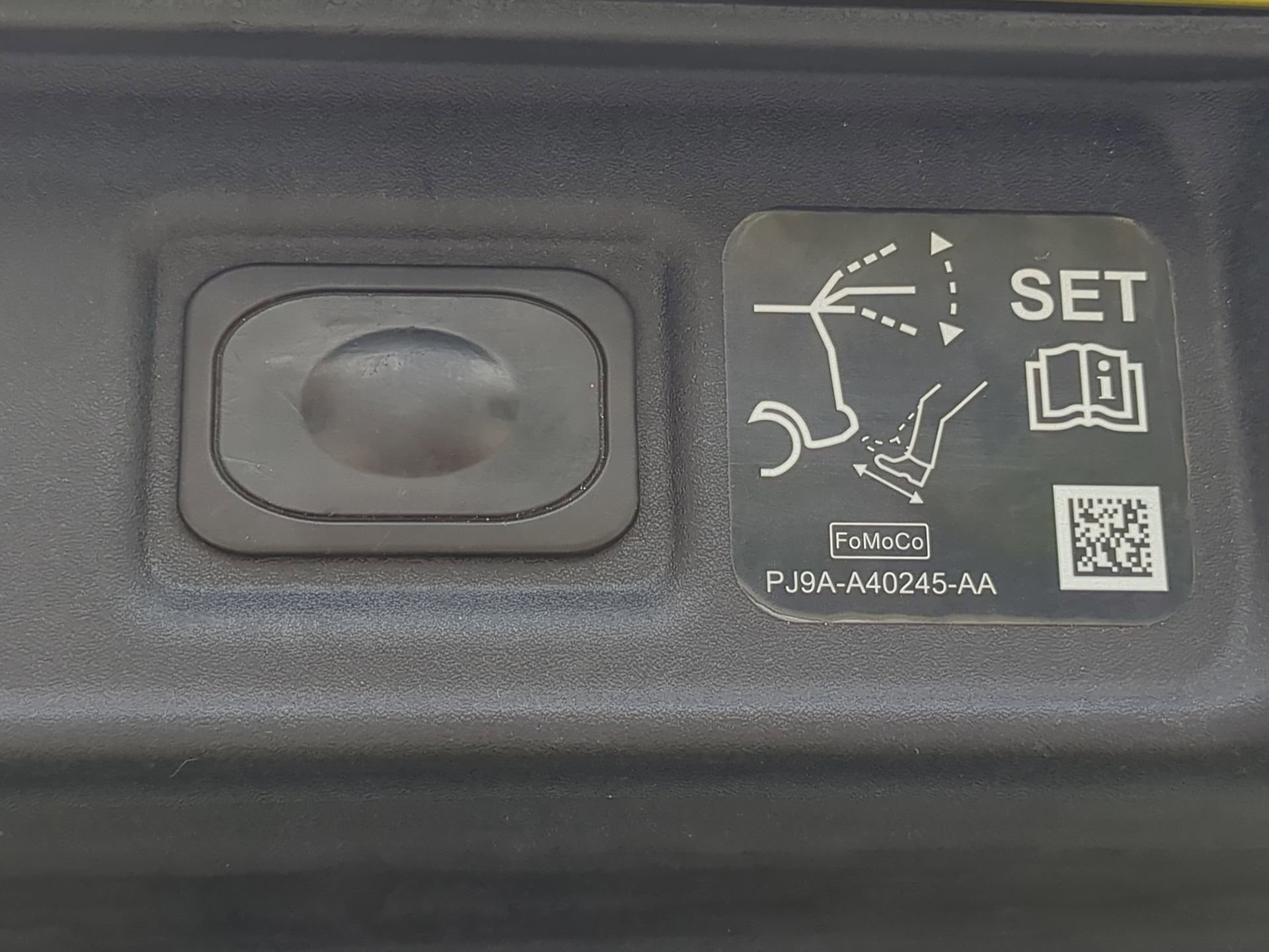 Certified 2024 Ford Mustang Mach-E GT image 39