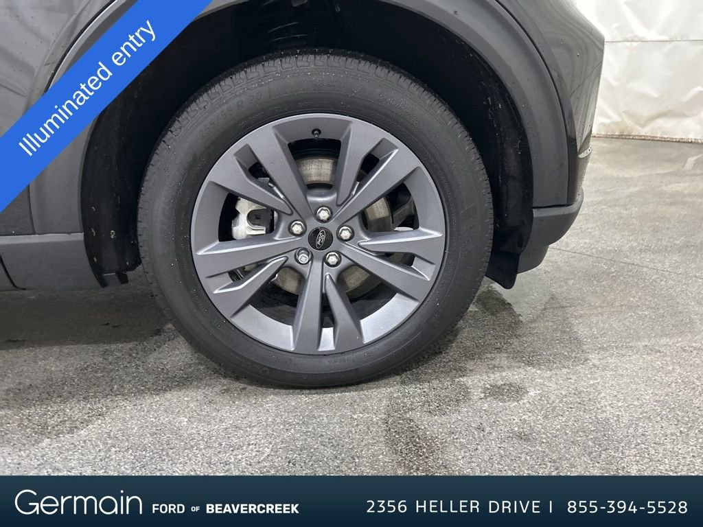 Certified 2023 Ford Explorer XLT w/ Equipment Group 202A image 12