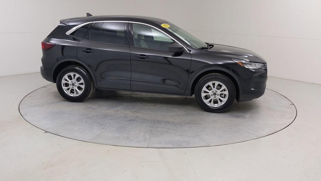 Certified 2023 Ford Escape Active image 11