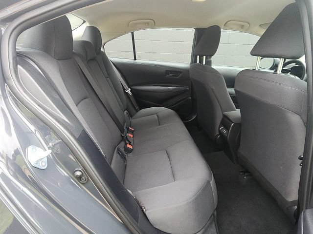 Used 2025 Toyota Corolla LE FWD image 11