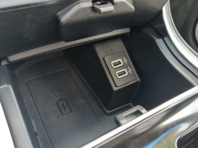 Certified 2019 Ford Edge Titanium w/ Equipment Group 301A FWD image 23