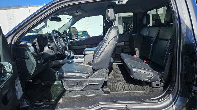 Certified 2024 Ford F350 Lariat image 12
