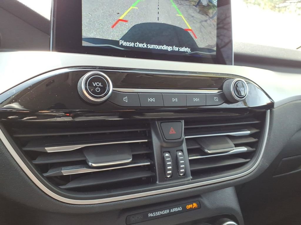 Certified 2022 Ford Escape SEL AWD/4WD image 21