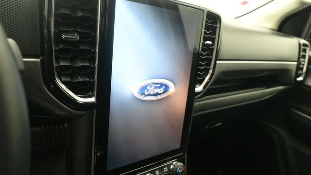 Certified 2024 Ford Ranger XLT w/ Technology Package AWD/4WD image 17