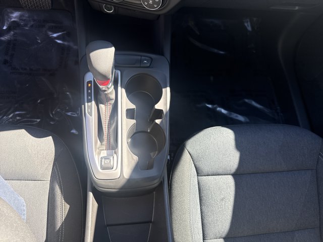 Used 2025 Chevrolet Trax RS w/ Sunroof Package FWD image 26