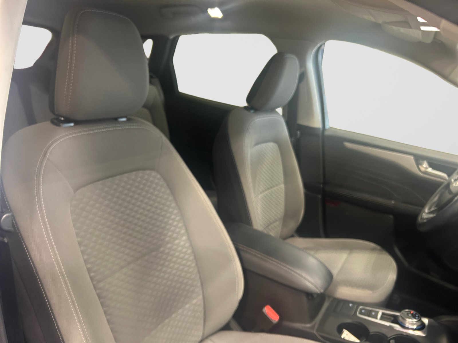 Certified 2021 Ford Escape SE AWD/4WD image 20