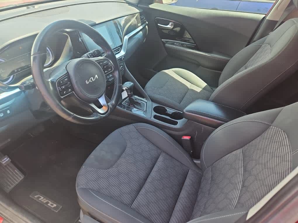 Used 2022 Kia Niro LXS FWD image 14