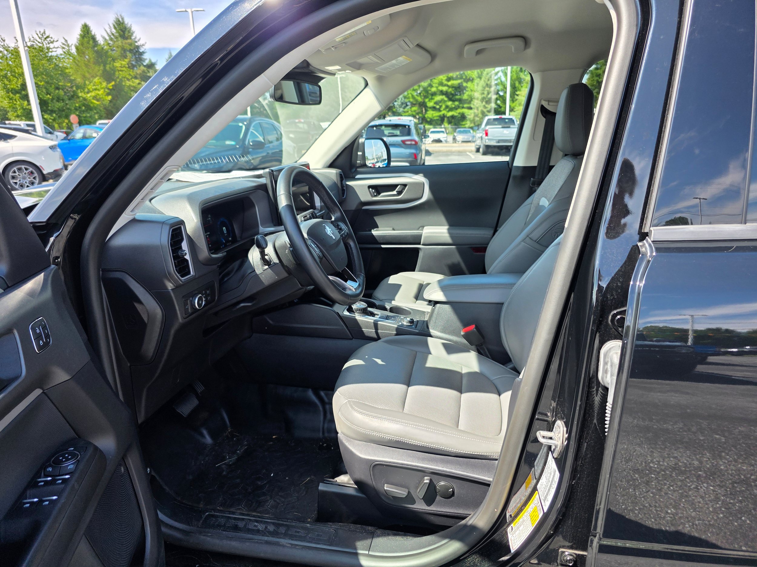 Certified 2025 Ford Bronco Sport Badlands AWD/4WD image 21