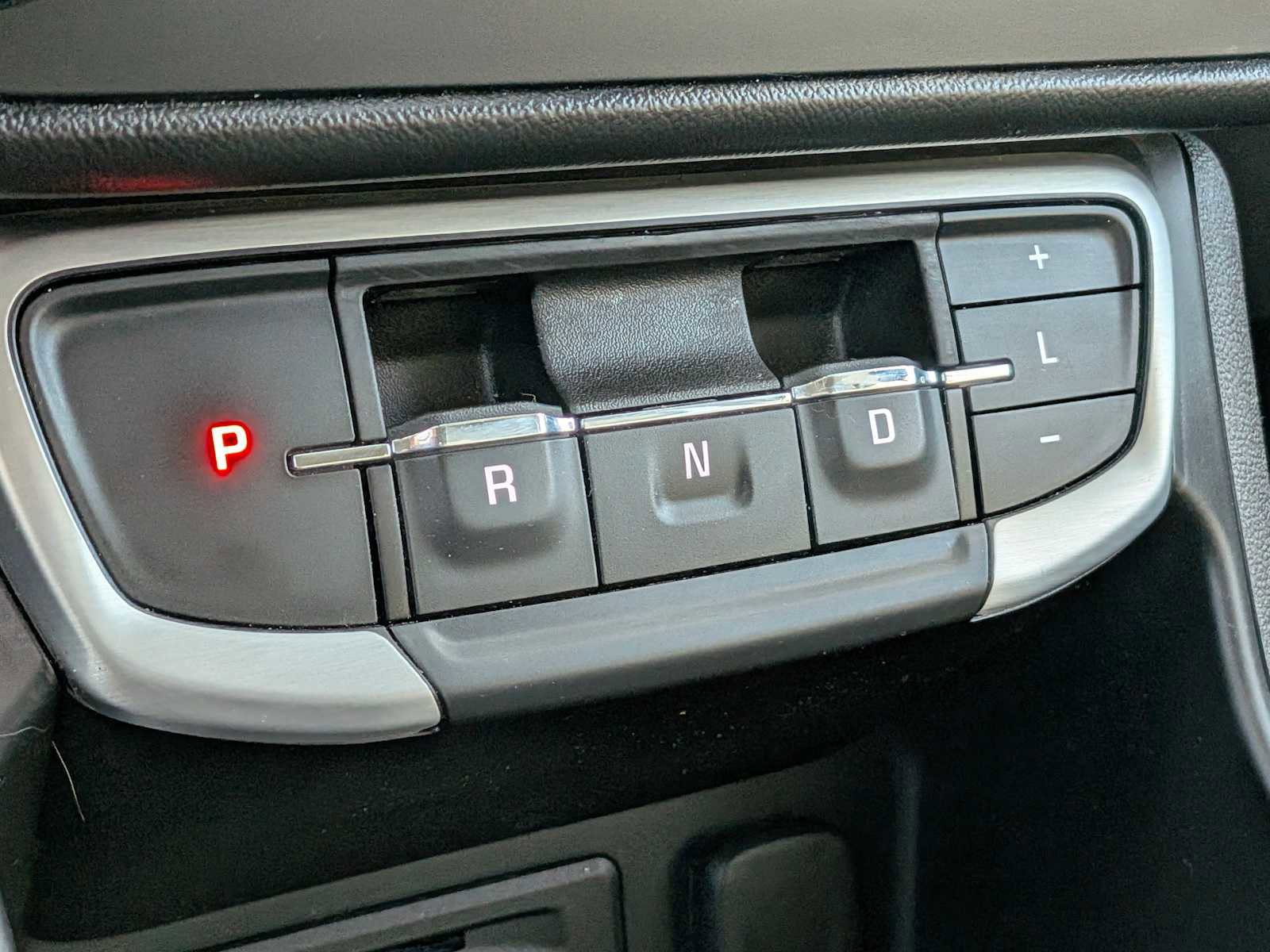 Used 2022 GMC Terrain SLT AWD/4WD image 25