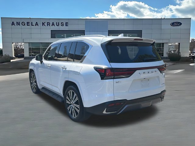 Used 2024 Lexus LX 600 4WD w/ Luxury Package image 6