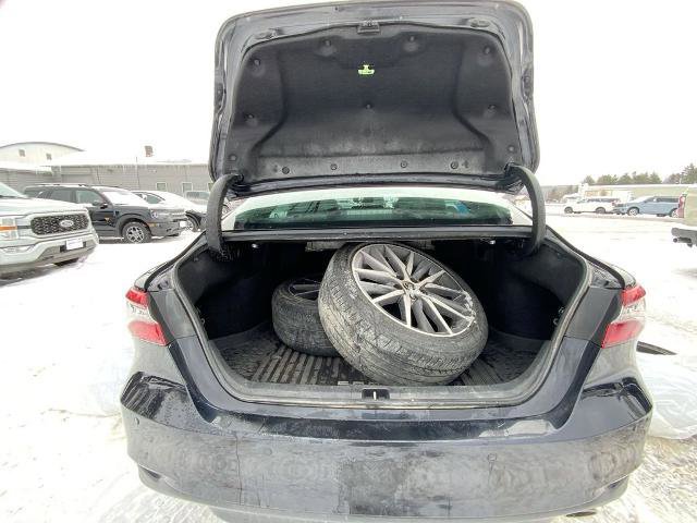Used 2023 Toyota Camry XLE w/ Navigation Package image 24