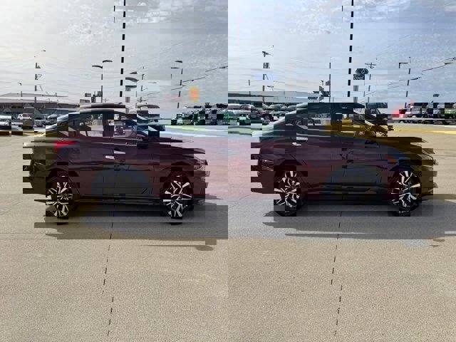 Used 2025 Nissan Altima 2.5 SV image 4