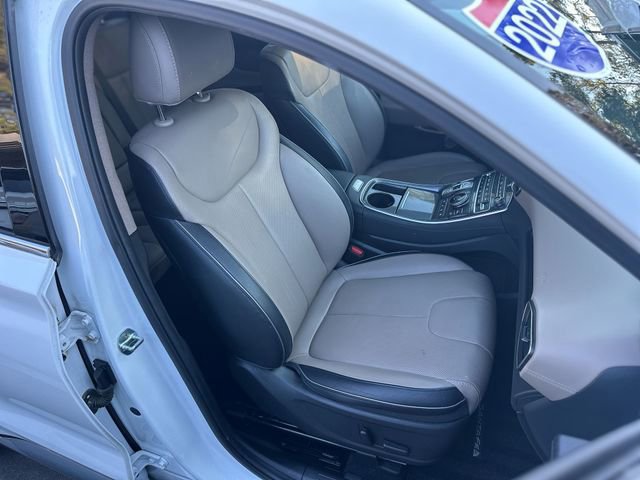 Used 2022 Hyundai Santa Fe Limited image 28