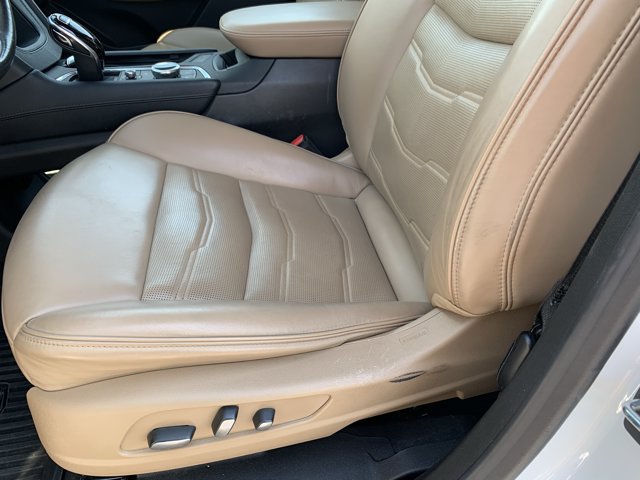 Used 2022 Cadillac XT6 Premium Luxury w/ Platinum Package AWD/4WD image 16