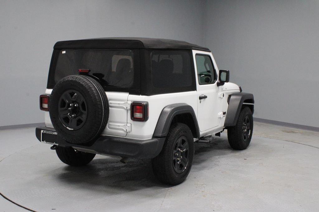 Used 2024 Jeep Wrangler Sport AWD/4WD image 10